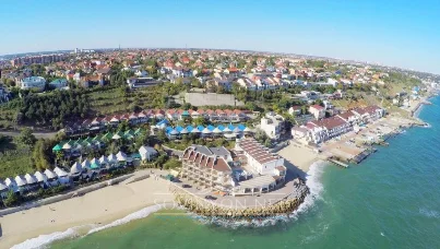 Отдых в Совиньоне у моря: где остановиться, какие пляжи выбрать и что стоит знать туристам