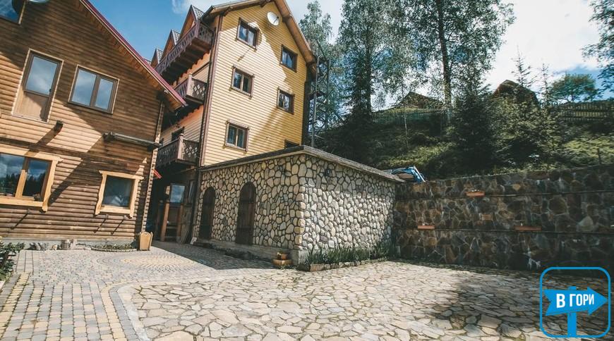 Отель "Скарбивка"